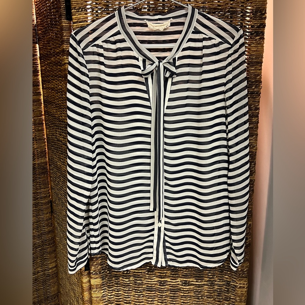 Coincidence and chance-Womens Striped Blue/white sheer shirt-Estimated Size: Med